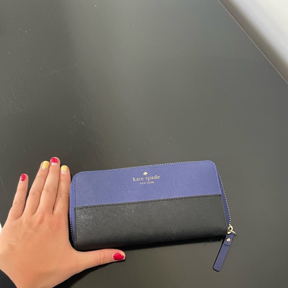 Kate Spade Wallet - Picture 3 of 7